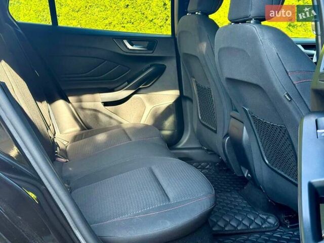 Черный Форд Фокус, объемом двигателя 2 л и пробегом 243 тыс. км за 13799 $, фото 18 на Automoto.ua