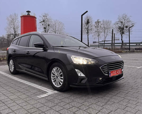 Черный Форд Фокус, объемом двигателя 1.5 л и пробегом 173 тыс. км за 13800 $, фото 3 на Automoto.ua