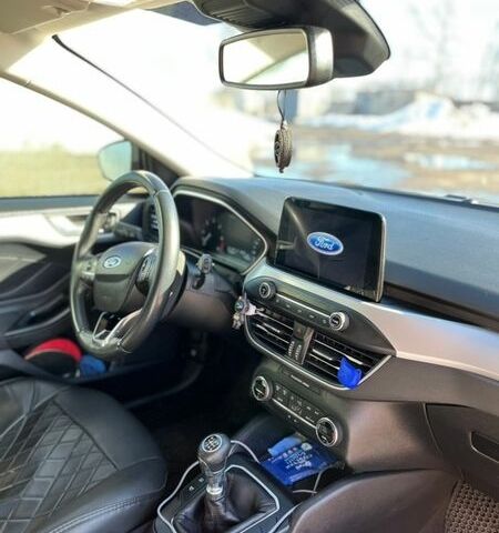 Черный Форд Фокус, объемом двигателя 1.5 л и пробегом 195 тыс. км за 12700 $, фото 9 на Automoto.ua