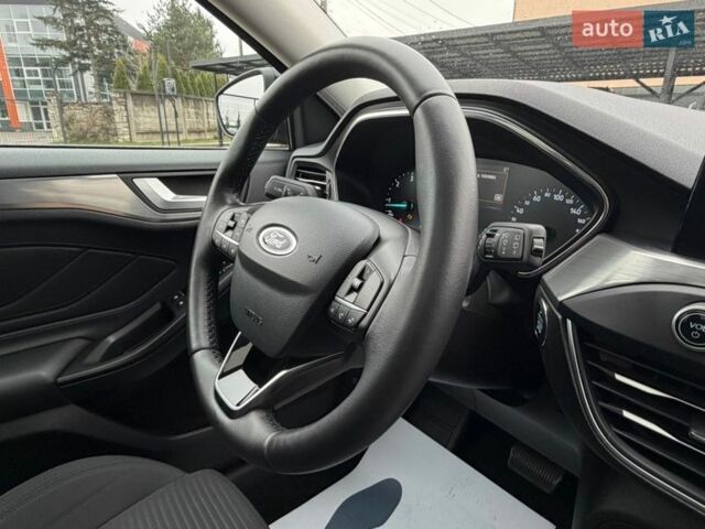 Черный Форд Фокус, объемом двигателя 1.5 л и пробегом 62 тыс. км за 17000 $, фото 18 на Automoto.ua