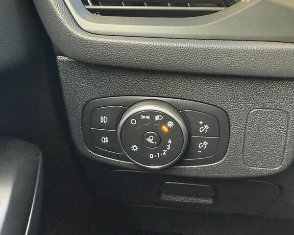 Черный Форд Фокус, объемом двигателя 1.5 л и пробегом 156 тыс. км за 15999 $, фото 21 на Automoto.ua