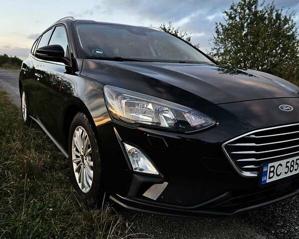 Черный Форд Фокус, объемом двигателя 1.5 л и пробегом 148 тыс. км за 15000 $, фото 4 на Automoto.ua