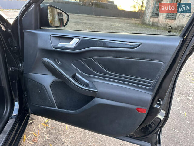 Черный Форд Фокус, объемом двигателя 1.5 л и пробегом 174 тыс. км за 14550 $, фото 19 на Automoto.ua