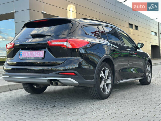Черный Форд Фокус, объемом двигателя 1.5 л и пробегом 158 тыс. км за 15500 $, фото 4 на Automoto.ua
