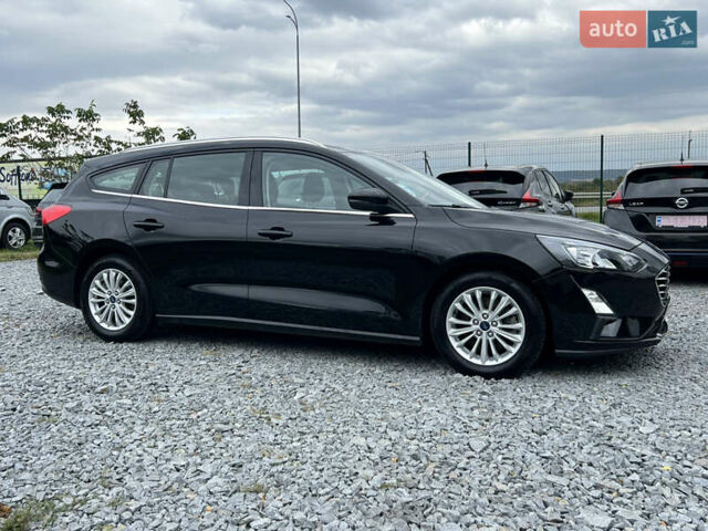 Черный Форд Фокус, объемом двигателя 1.5 л и пробегом 235 тыс. км за 13300 $, фото 5 на Automoto.ua