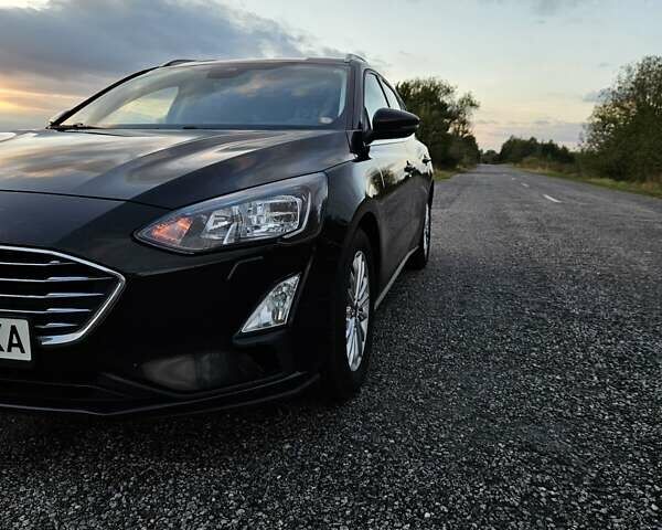 Черный Форд Фокус, объемом двигателя 1.5 л и пробегом 148 тыс. км за 15000 $, фото 8 на Automoto.ua