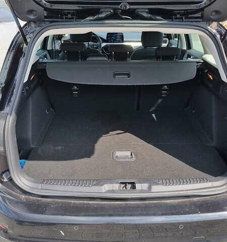 Черный Форд Фокус, объемом двигателя 1.5 л и пробегом 202 тыс. км за 11000 $, фото 6 на Automoto.ua