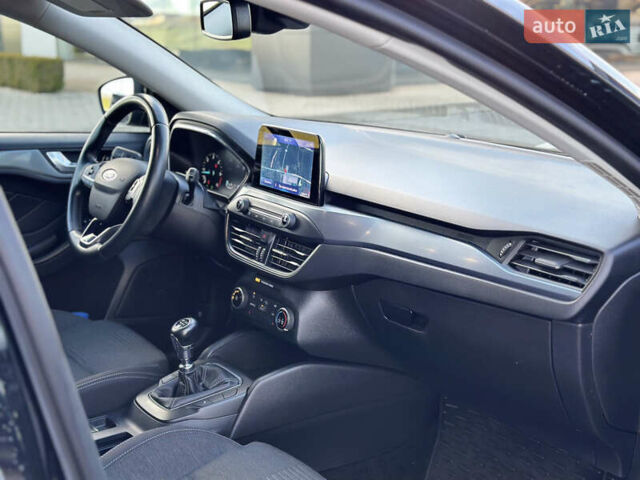 Черный Форд Фокус, объемом двигателя 1.5 л и пробегом 158 тыс. км за 15500 $, фото 26 на Automoto.ua