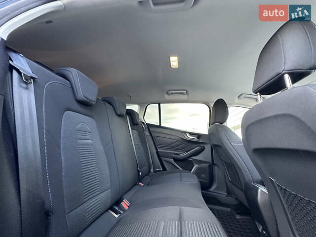 Черный Форд Фокус, объемом двигателя 1.5 л и пробегом 158 тыс. км за 15500 $, фото 25 на Automoto.ua