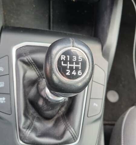 Черный Форд Фокус, объемом двигателя 1.5 л и пробегом 202 тыс. км за 11000 $, фото 8 на Automoto.ua