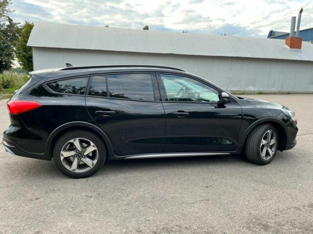 Черный Форд Фокус, объемом двигателя 1.5 л и пробегом 156 тыс. км за 14999 $, фото 5 на Automoto.ua