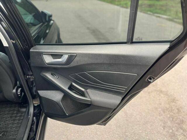 Черный Форд Фокус, объемом двигателя 1.5 л и пробегом 156 тыс. км за 14999 $, фото 17 на Automoto.ua