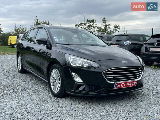 Черный Форд Фокус, объемом двигателя 1.5 л и пробегом 230 тыс. км за 13900 $, фото 3 на Automoto.ua