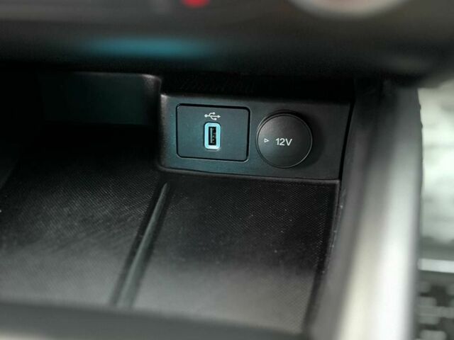 Черный Форд Фокус, объемом двигателя 1.5 л и пробегом 156 тыс. км за 14999 $, фото 19 на Automoto.ua