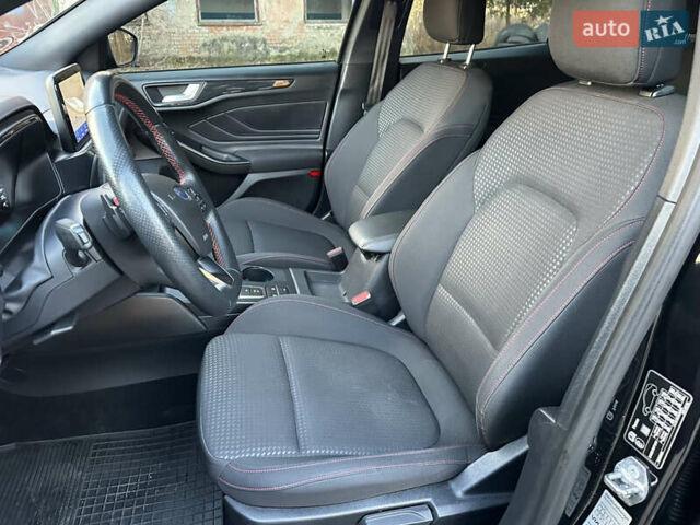 Черный Форд Фокус, объемом двигателя 1.5 л и пробегом 174 тыс. км за 14550 $, фото 60 на Automoto.ua