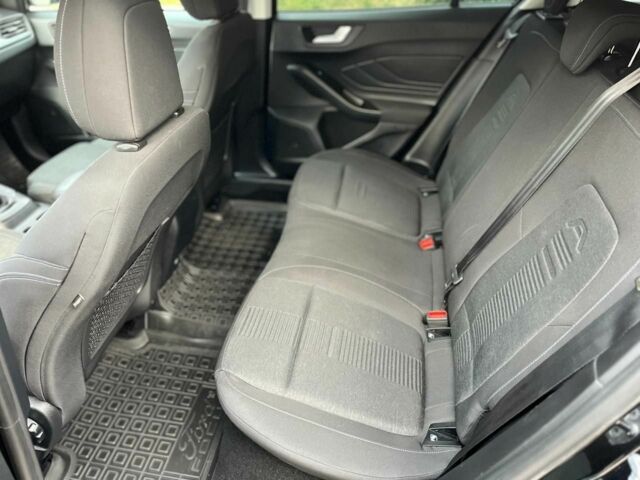 Черный Форд Фокус, объемом двигателя 1.5 л и пробегом 156 тыс. км за 14999 $, фото 20 на Automoto.ua