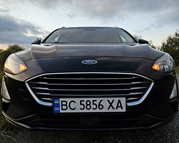Черный Форд Фокус, объемом двигателя 1.5 л и пробегом 148 тыс. км за 15000 $, фото 5 на Automoto.ua