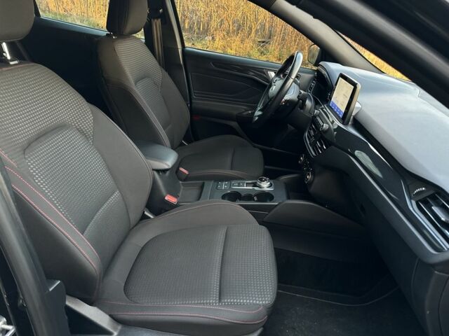 Черный Форд Фокус, объемом двигателя 1.5 л и пробегом 174 тыс. км за 14500 $, фото 7 на Automoto.ua