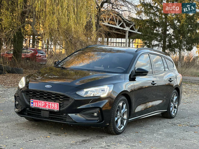 Черный Форд Фокус, объемом двигателя 1.5 л и пробегом 174 тыс. км за 14550 $, фото 2 на Automoto.ua