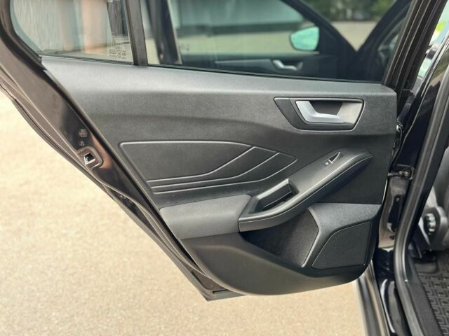 Черный Форд Фокус, объемом двигателя 1.5 л и пробегом 156 тыс. км за 14999 $, фото 16 на Automoto.ua