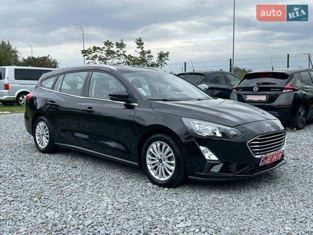 Черный Форд Фокус, объемом двигателя 1.5 л и пробегом 235 тыс. км за 13300 $, фото 4 на Automoto.ua