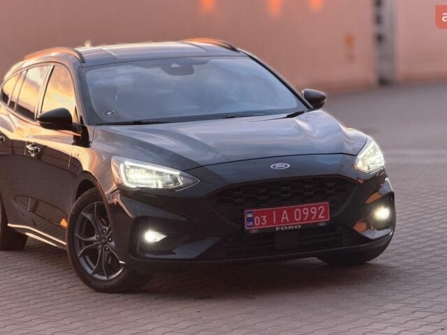 Черный Форд Фокус, объемом двигателя 1.5 л и пробегом 177 тыс. км за 14500 $, фото 2 на Automoto.ua