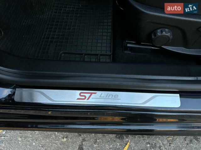 Черный Форд Фокус, объемом двигателя 1.5 л и пробегом 174 тыс. км за 14550 $, фото 58 на Automoto.ua