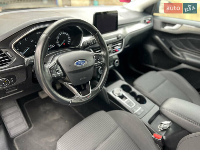 Черный Форд Фокус, объемом двигателя 1.5 л и пробегом 235 тыс. км за 13300 $, фото 29 на Automoto.ua