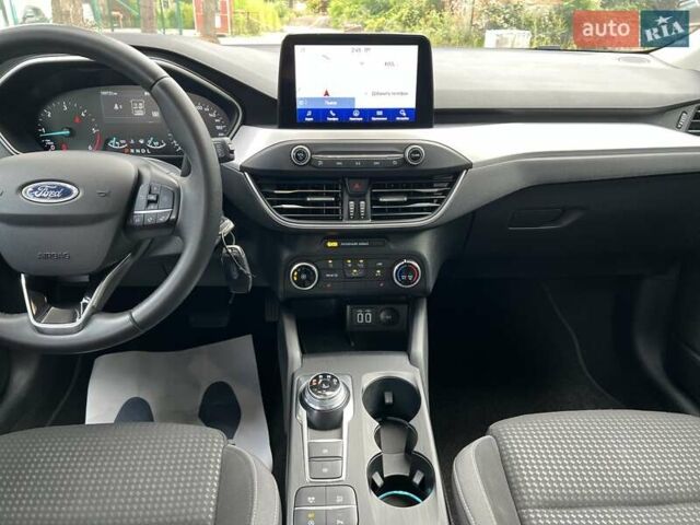 Черный Форд Фокус, объемом двигателя 1.5 л и пробегом 189 тыс. км за 14750 $, фото 14 на Automoto.ua