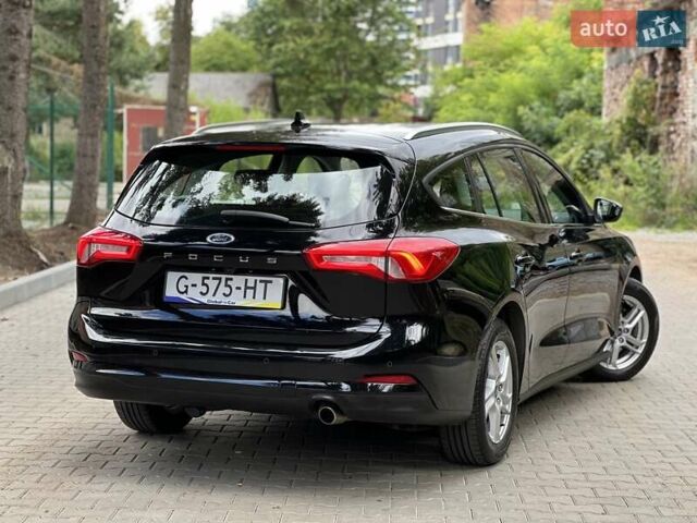 Черный Форд Фокус, объемом двигателя 1.5 л и пробегом 189 тыс. км за 14750 $, фото 2 на Automoto.ua