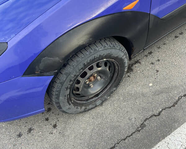 Фіолетовий Форд Фокус, об'ємом двигуна 1.6 л та пробігом 340 тис. км за 1850 $, фото 1 на Automoto.ua