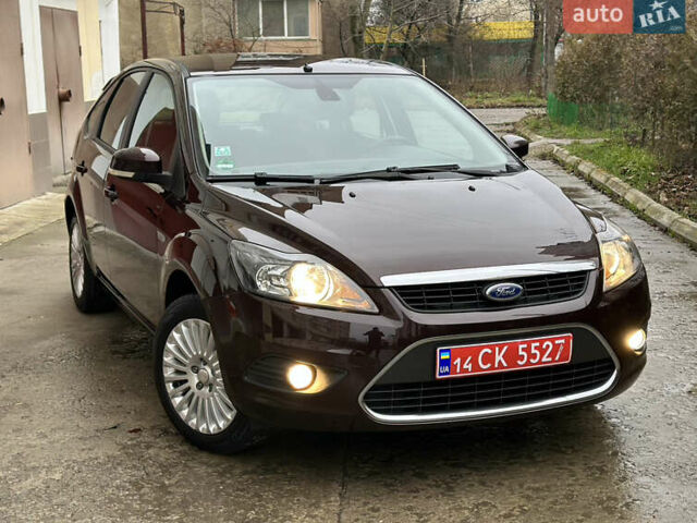 Коричневый Форд Фокус, объемом двигателя 1.6 л и пробегом 229 тыс. км за 6100 $, фото 1 на Automoto.ua