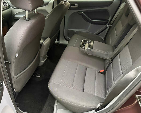 Коричневый Форд Фокус, объемом двигателя 1.6 л и пробегом 229 тыс. км за 6100 $, фото 41 на Automoto.ua