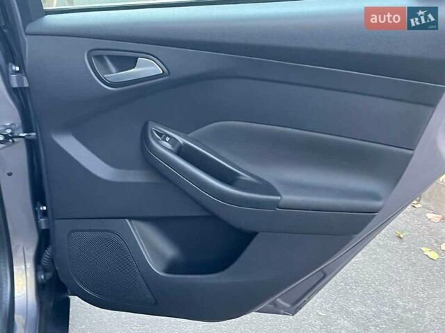 Коричневый Форд Фокус, объемом двигателя 1.6 л и пробегом 217 тыс. км за 7590 $, фото 26 на Automoto.ua