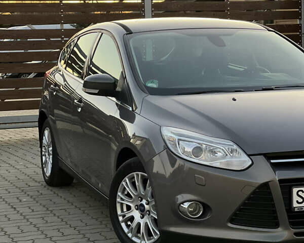 Коричневый Форд Фокус, объемом двигателя 1.6 л и пробегом 214 тыс. км за 7800 $, фото 25 на Automoto.ua