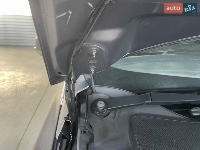 Коричневий Форд Фокус, об'ємом двигуна 1.6 л та пробігом 214 тис. км за 7999 $, фото 52 на Automoto.ua