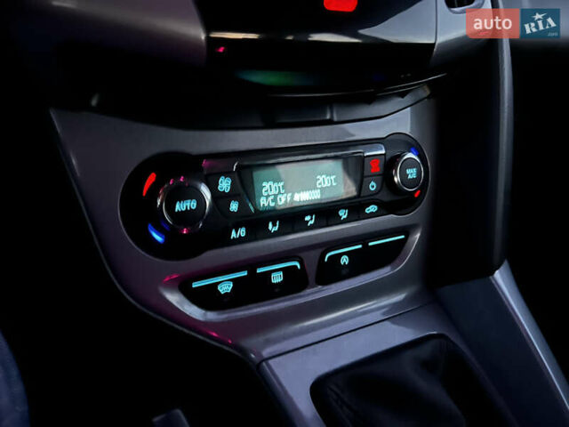 Коричневый Форд Фокус, объемом двигателя 1.6 л и пробегом 214 тыс. км за 7800 $, фото 64 на Automoto.ua