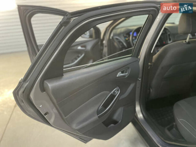 Коричневый Форд Фокус, объемом двигателя 1.6 л и пробегом 214 тыс. км за 7999 $, фото 31 на Automoto.ua