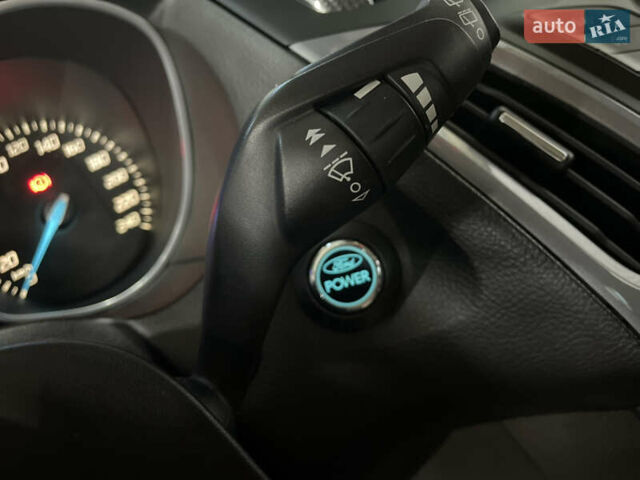 Коричневий Форд Фокус, об'ємом двигуна 1.6 л та пробігом 214 тис. км за 7999 $, фото 50 на Automoto.ua