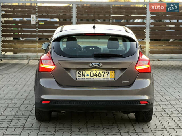 Коричневый Форд Фокус, объемом двигателя 1.6 л и пробегом 214 тыс. км за 7800 $, фото 27 на Automoto.ua