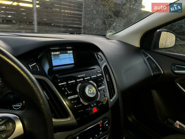 Коричневый Форд Фокус, объемом двигателя 1.6 л и пробегом 214 тыс. км за 7800 $, фото 56 на Automoto.ua