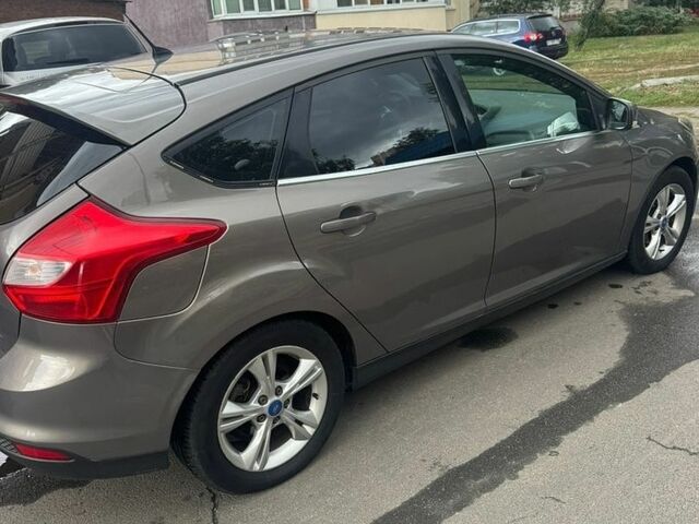 Коричневий Форд Фокус, об'ємом двигуна 1.6 л та пробігом 165 тис. км за 5400 $, фото 3 на Automoto.ua