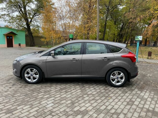 Коричневий Форд Фокус, об'ємом двигуна 1 л та пробігом 115 тис. км за 7400 $, фото 5 на Automoto.ua