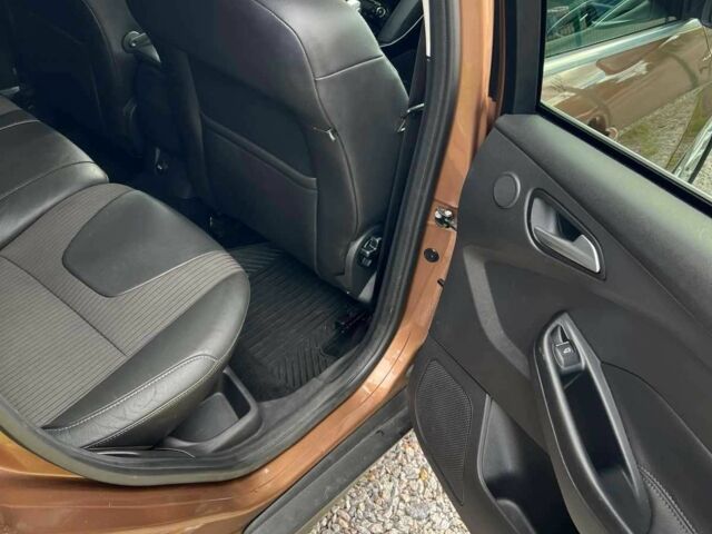 Коричневий Форд Фокус, об'ємом двигуна 0 л та пробігом 105 тис. км за 6500 $, фото 13 на Automoto.ua