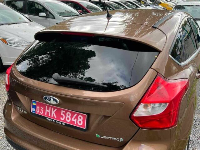 Коричневий Форд Фокус, об'ємом двигуна 0 л та пробігом 105 тис. км за 6500 $, фото 15 на Automoto.ua