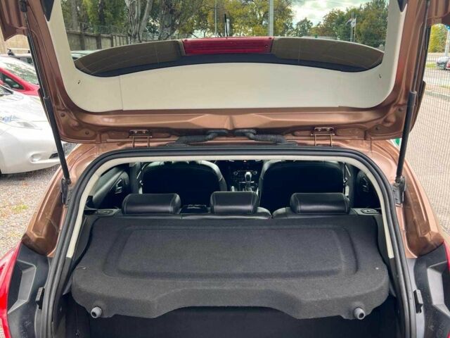 Коричневий Форд Фокус, об'ємом двигуна 0 л та пробігом 105 тис. км за 6500 $, фото 12 на Automoto.ua