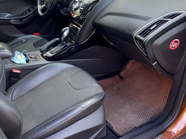 Коричневый Форд Фокус, объемом двигателя 0 л и пробегом 116 тыс. км за 8800 $, фото 10 на Automoto.ua