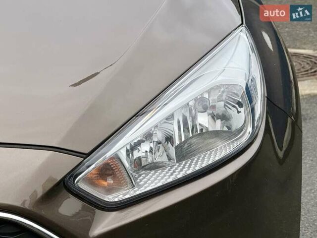 Коричневый Форд Фокус, объемом двигателя 1.6 л и пробегом 121 тыс. км за 11800 $, фото 10 на Automoto.ua