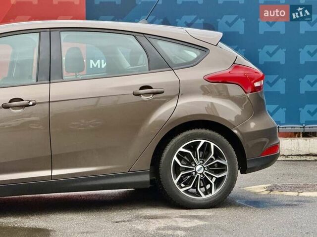 Коричневый Форд Фокус, объемом двигателя 1.6 л и пробегом 121 тыс. км за 11800 $, фото 13 на Automoto.ua