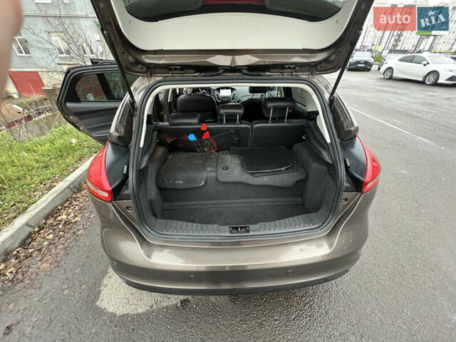 Коричневий Форд Фокус, об'ємом двигуна 0 л та пробігом 113 тис. км за 8499 $, фото 12 на Automoto.ua